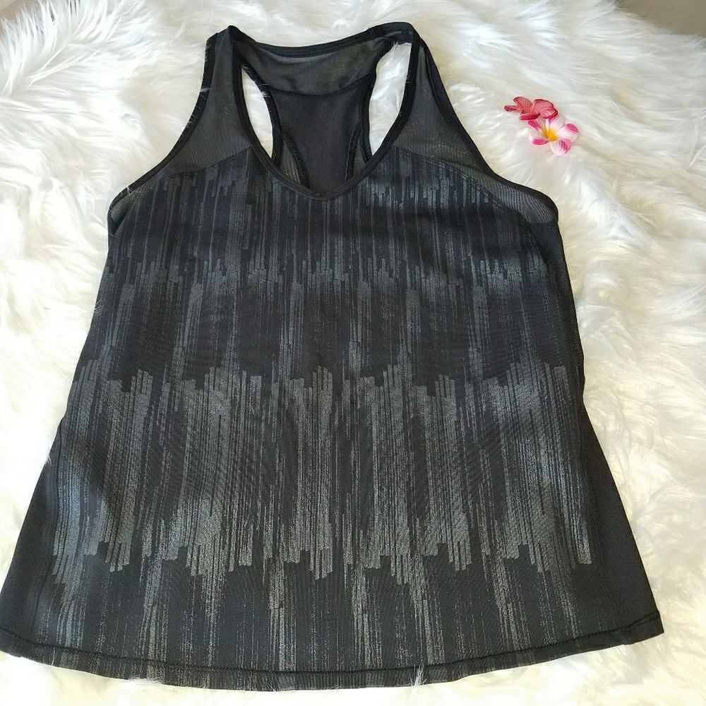 Lululemon top